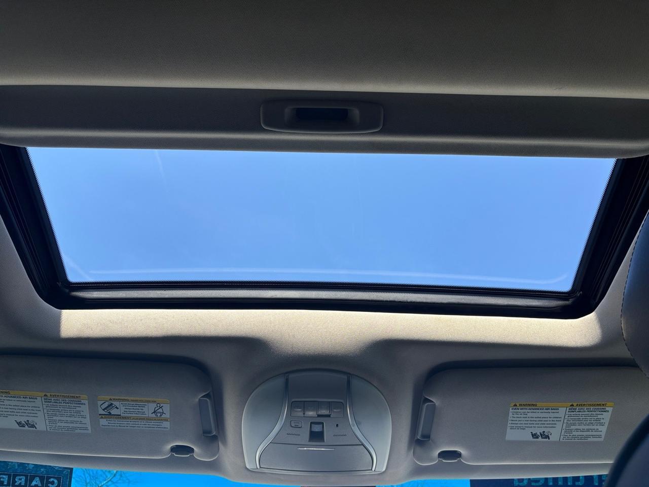 2015 INFINITI QX60 SUNROOF, DRIVE MODES, 3RD ROW SEATS, 2ND ROW DVS ENTERTAINMENT, HEATED SEATS, 360 BACKUP CAMERA, NAVIGATION, PUSH BUTTON START, LOW MILES, RIDE IN ELEGENCE IN THIS INFINITI! Virginia Beach VA