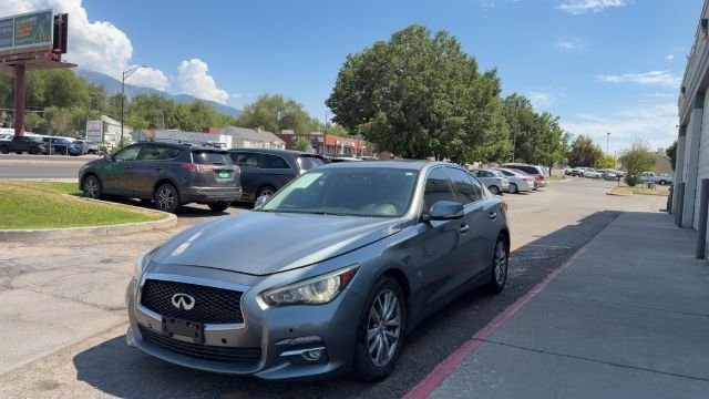 2015 Infiniti Q50 Base