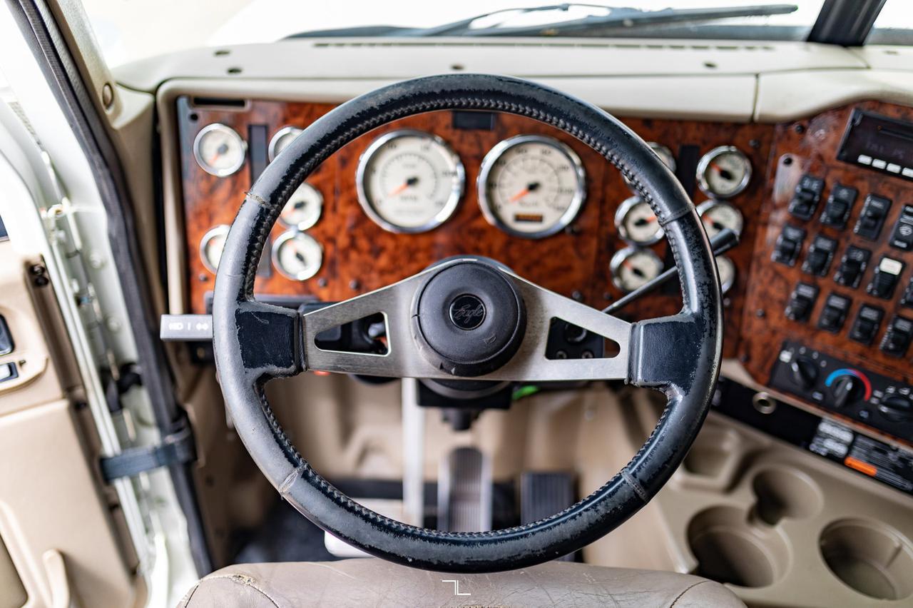 2015 International 5900 Tridrive Tractor Sleeper Heavy Spec Red Deer AB