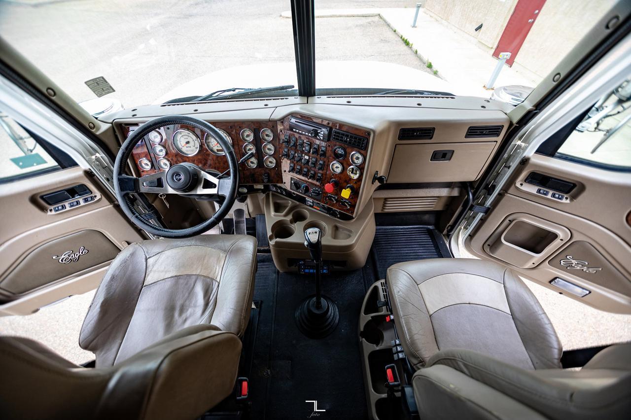 2015 International 5900 Tridrive Tractor Sleeper Heavy Spec Red Deer AB