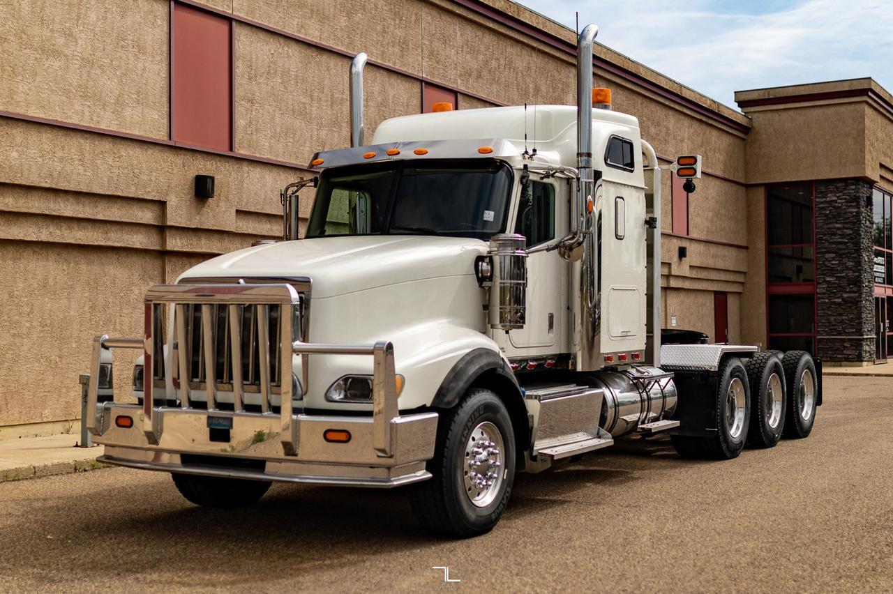 2015 International 5900 Tridrive Tractor Sleeper Heavy Spec Red Deer AB