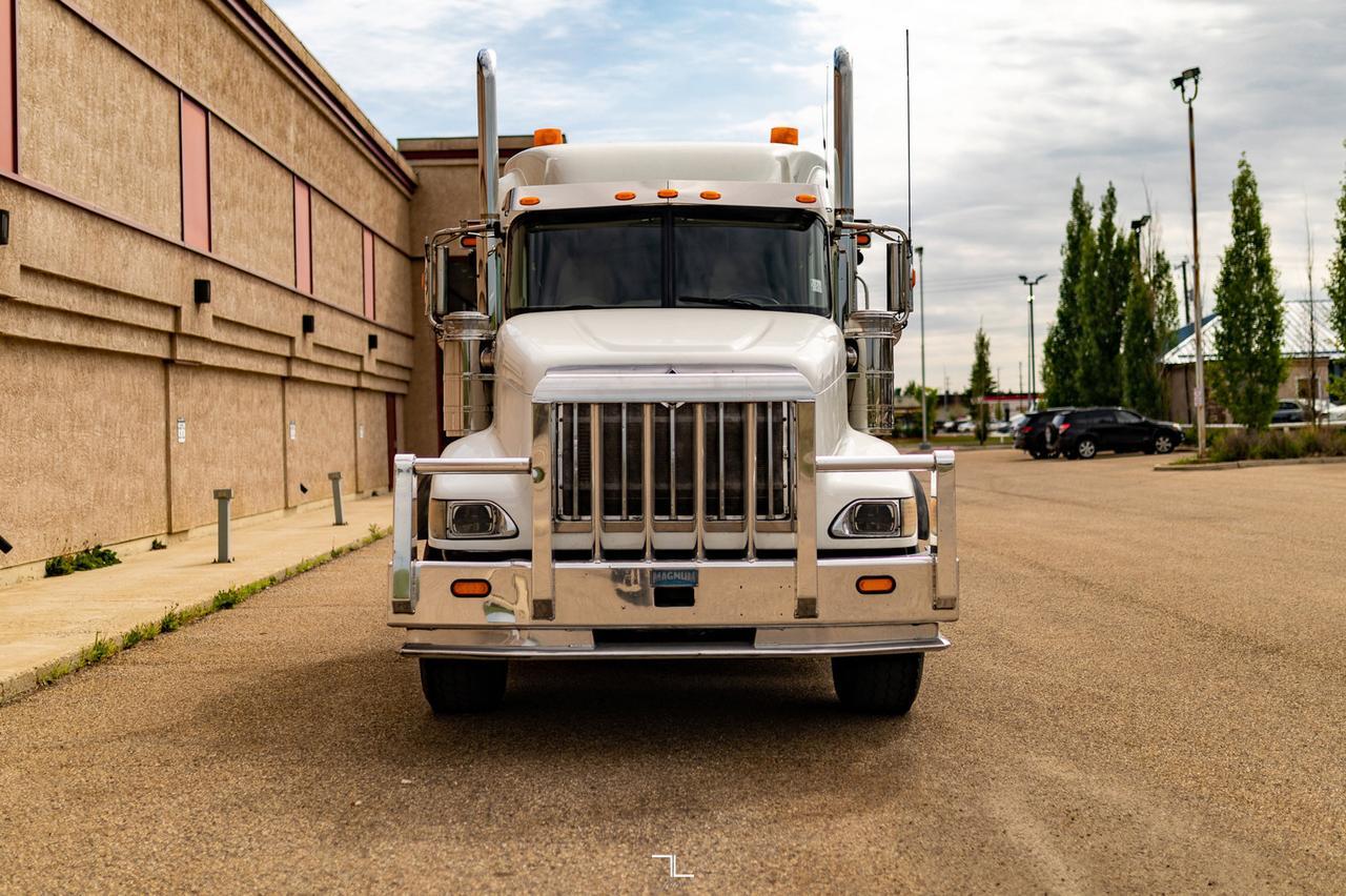 2015 International 5900 Tridrive Tractor Sleeper Heavy Spec Red Deer AB