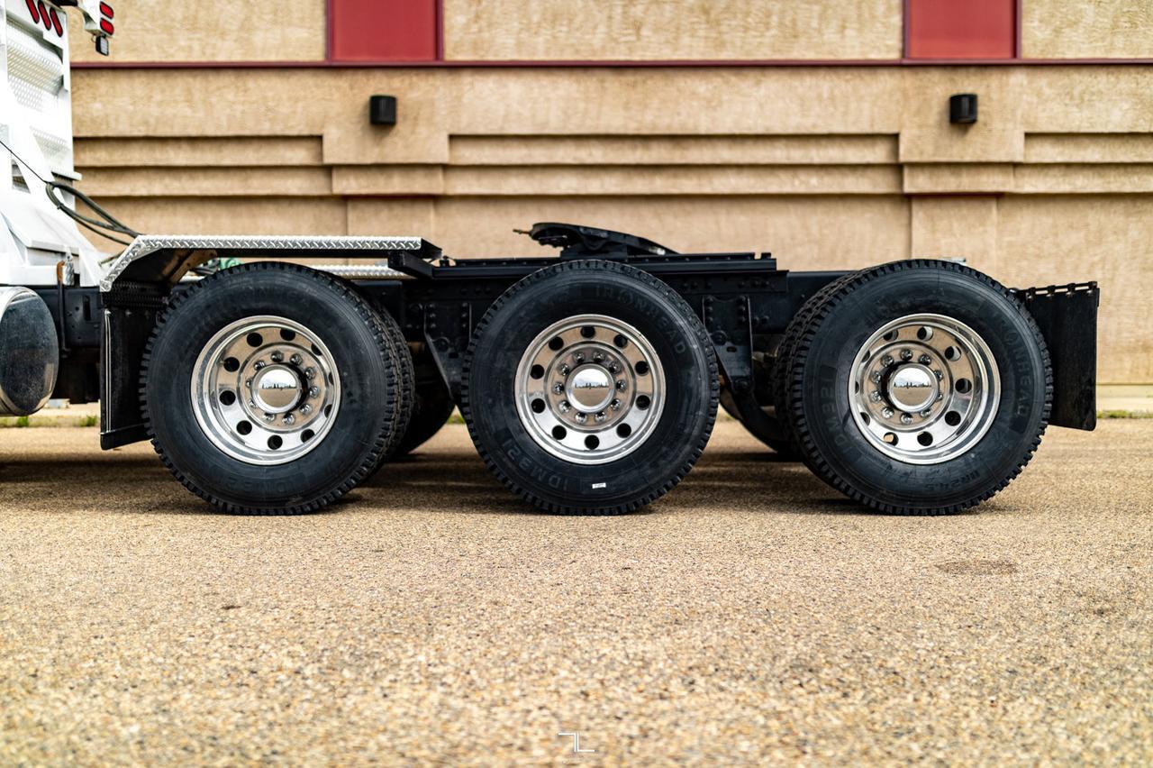 2015 International 5900 Tridrive Tractor Sleeper Heavy Spec Red Deer AB