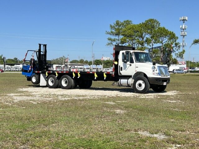 2015 International WorkStar 4700 SBA 24' Steel Flatbed Truck with 5,000 capacity Truck Mounted Forkli