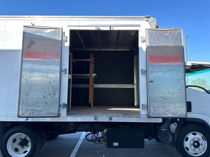 2015 Isuzu NPR Diesel 16' Box Truck Collinsville OK
