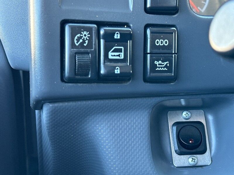 2015 Isuzu NPR Diesel 16' Box Truck Collinsville OK