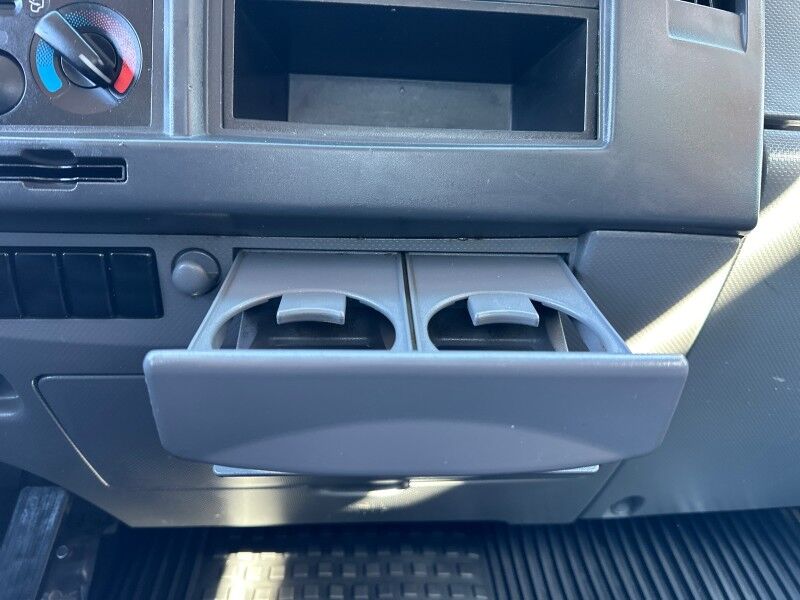 2015 Isuzu NPR Diesel 16' Box Truck Collinsville OK
