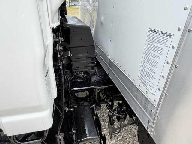 2015 Isuzu NPR-XD 20' Dry Box Truck with 2,000lb Lift Gate Homestead FL