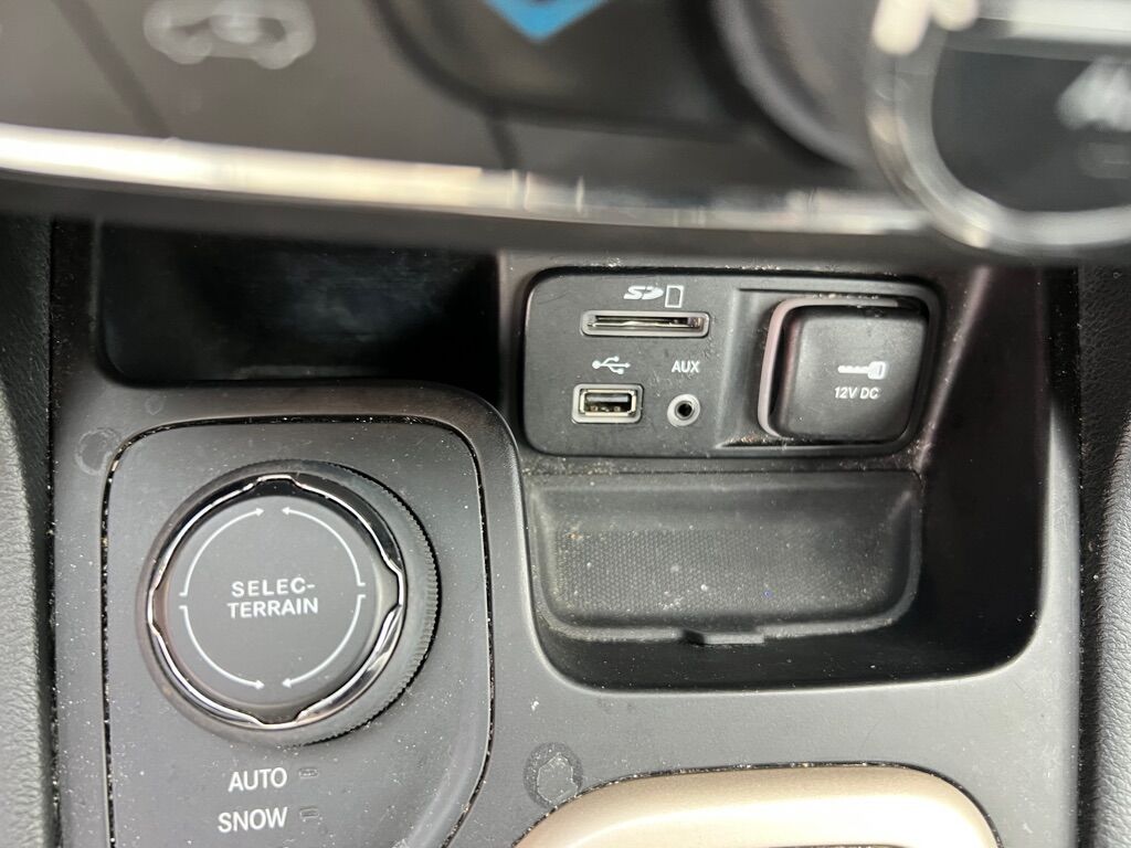 2015 JEEP CHEROKEE LIMITED Des Moines WA