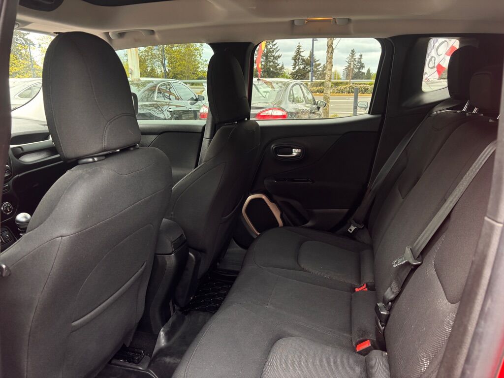 2015 JEEP RENEGADE LATITUDE Des Moines WA