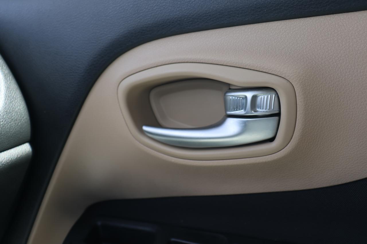 2015 JEEP RENEGADE LATITUDE Houston TX