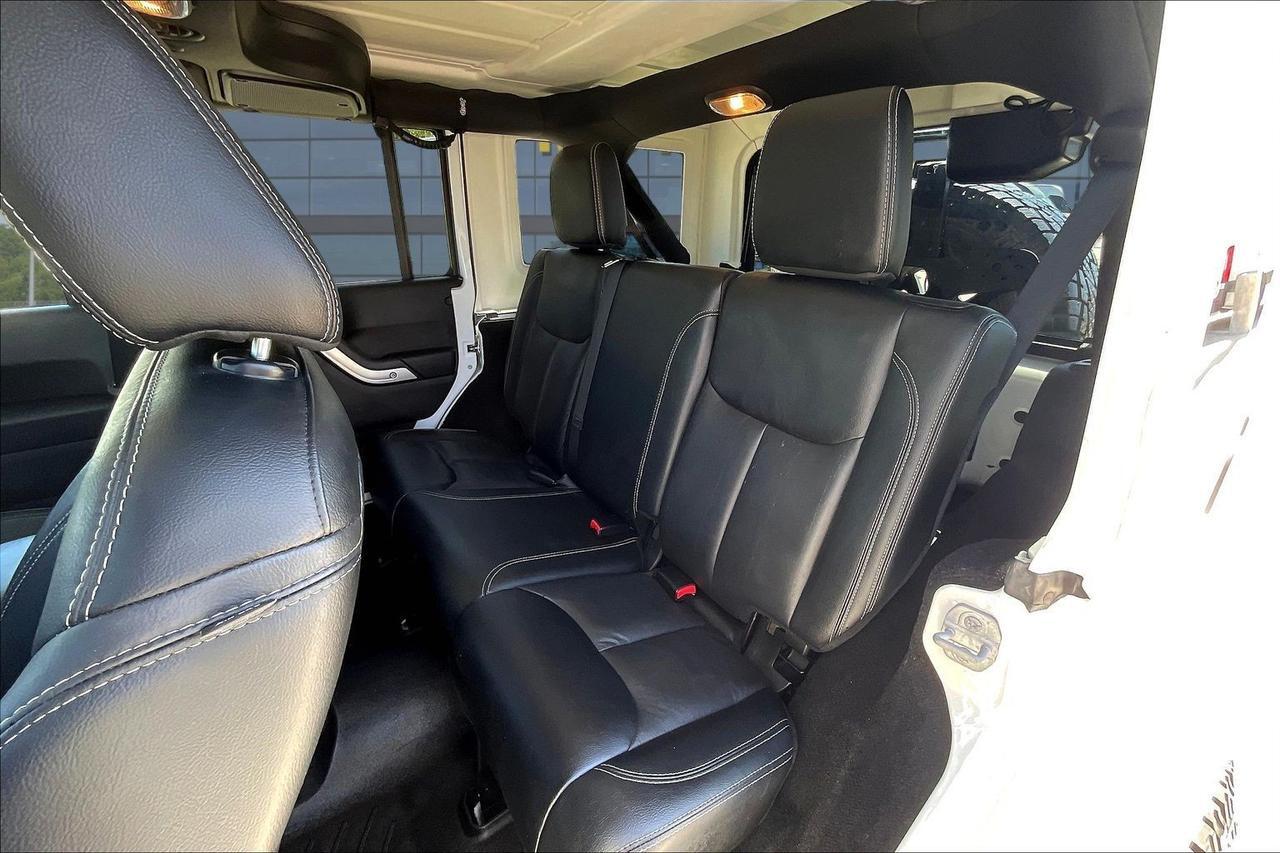 2015 JEEP WRANGLER UNLIMI SAHARA Houston TX