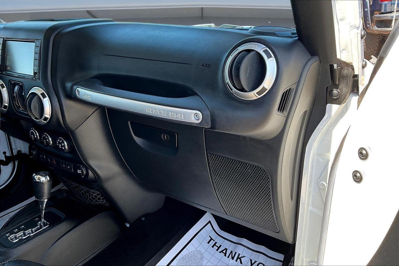 2015 JEEP WRANGLER UNLIMI SAHARA Houston TX