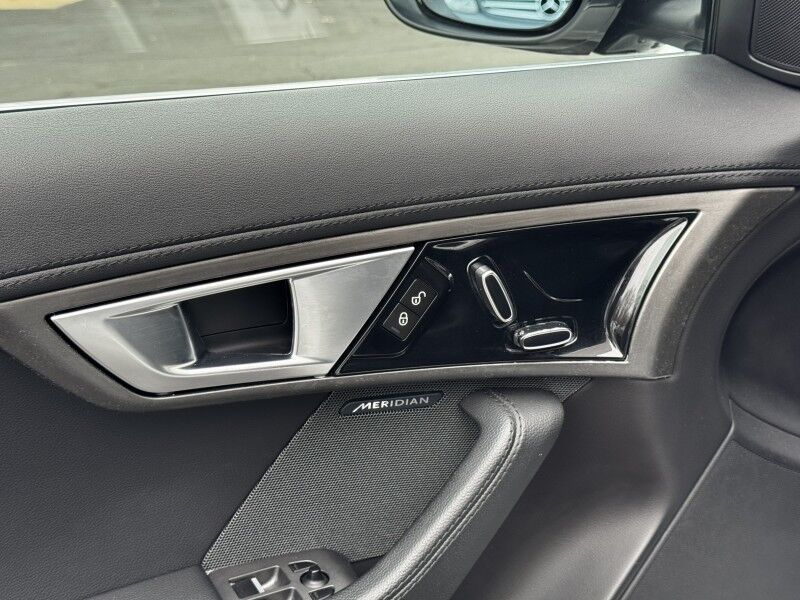 2015 Jaguar F-TYPE V6 Willow Grove PA