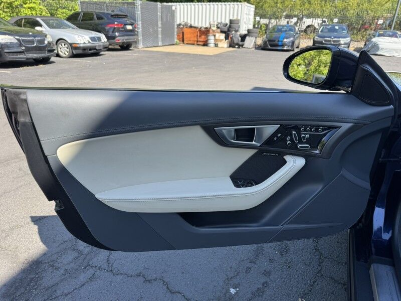 2015 Jaguar F-TYPE V6 Willow Grove PA
