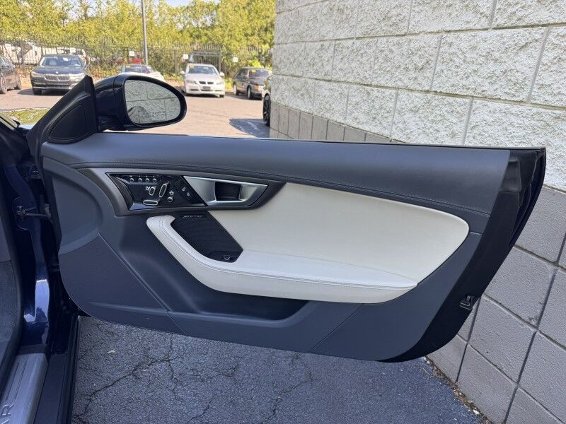 2015 Jaguar F-TYPE V6 Willow Grove PA