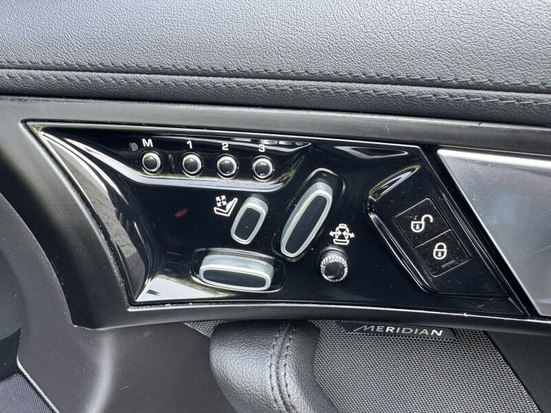 2015 Jaguar F-TYPE V8 S Willow Grove PA