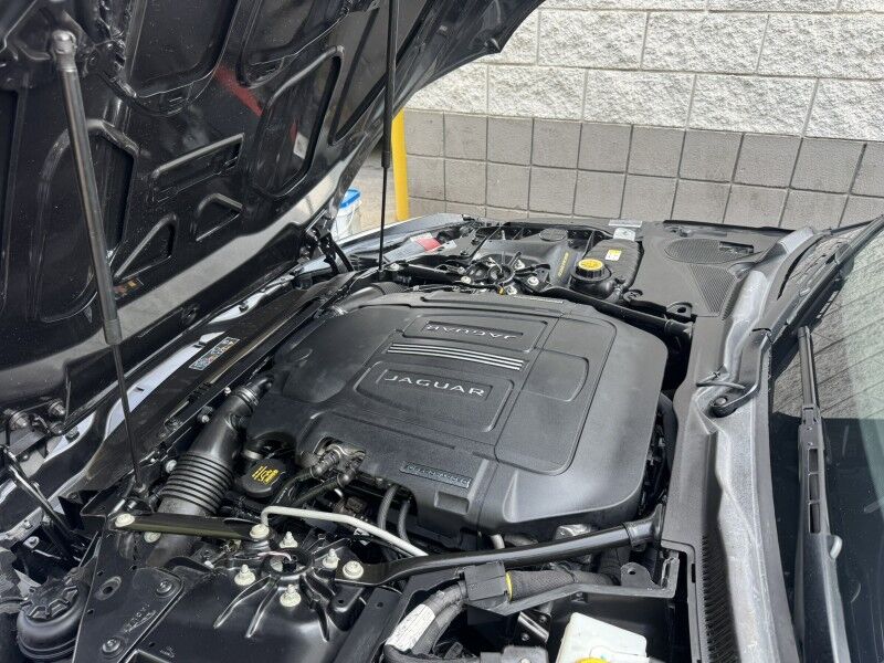 2015 Jaguar F-TYPE V8 S