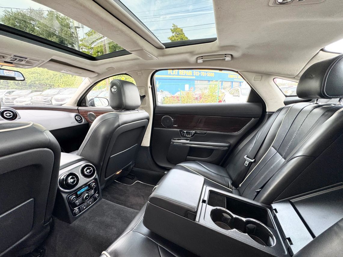2015 Jaguar XJ XJL Portfolio Sedan 4D Cincinnati OH