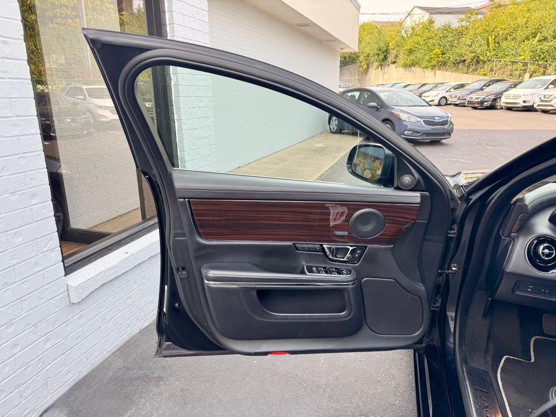 2015 Jaguar XJ XJL Portfolio Sedan 4D Cincinnati OH