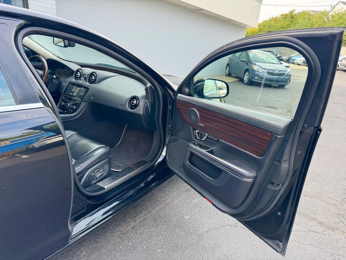 2015 Jaguar XJ XJL Portfolio Sedan 4D Cincinnati OH