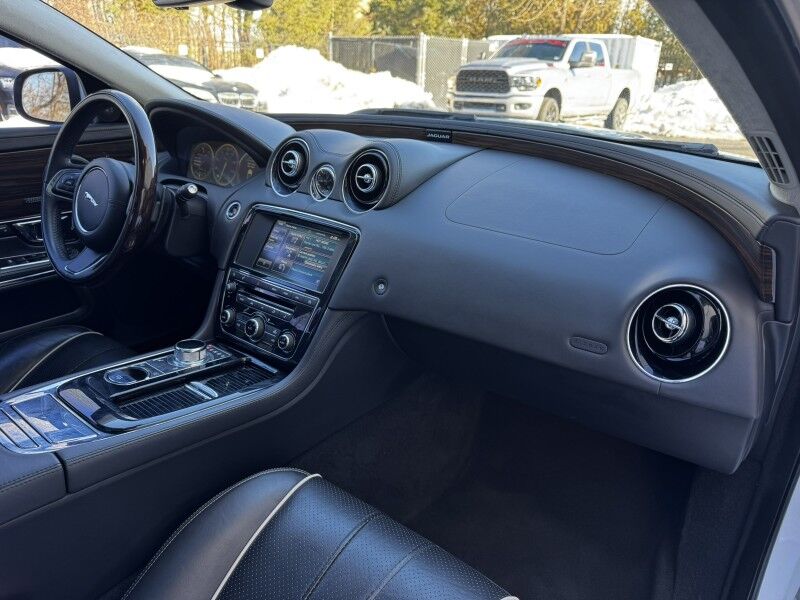 2015 Jaguar XJ XJL Portfolio Willow Grove PA
