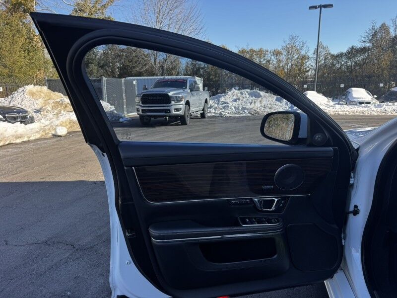 2015 Jaguar XJ XJL Portfolio Willow Grove PA