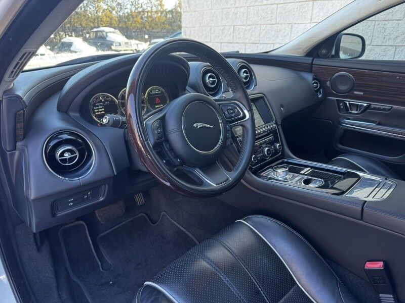 2015 Jaguar XJ XJL Portfolio Willow Grove PA
