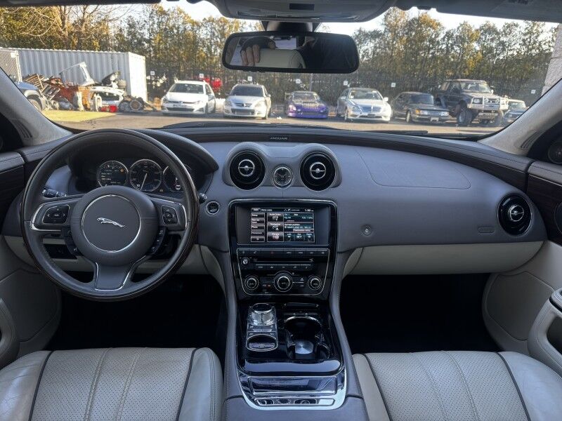2015 Jaguar XJ XJL Portfolio Willow Grove PA
