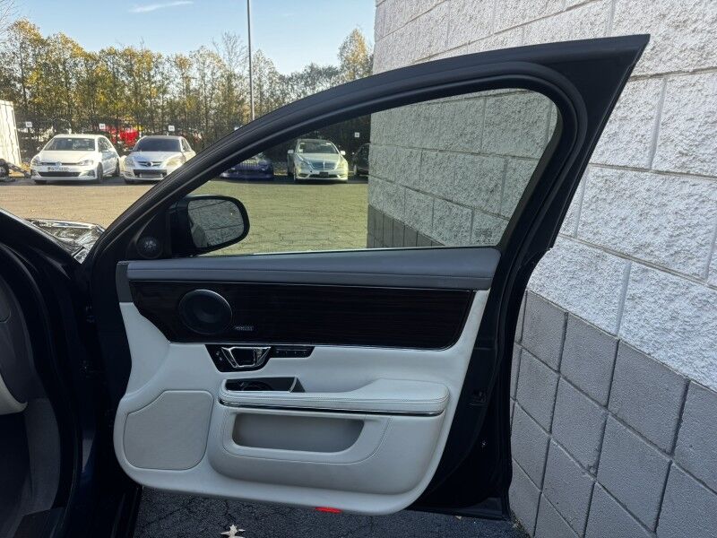 2015 Jaguar XJ XJL Portfolio Willow Grove PA