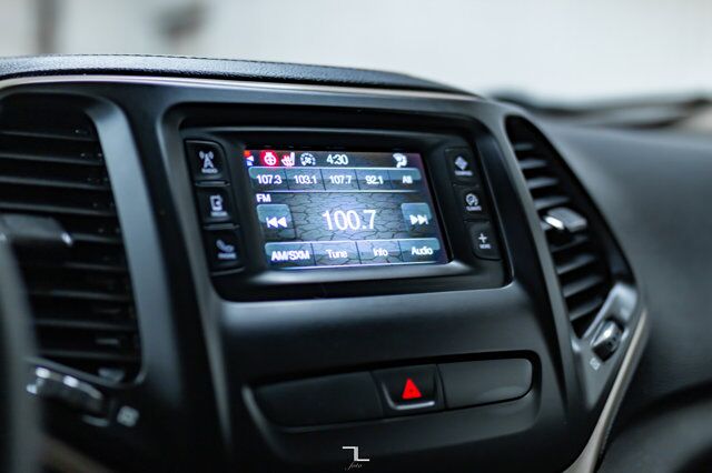 2015 Jeep Cherokee 4x4 North BCam HSeat Red Deer AB