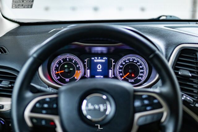 2015 Jeep Cherokee 4x4 North BCam HSeat Red Deer AB