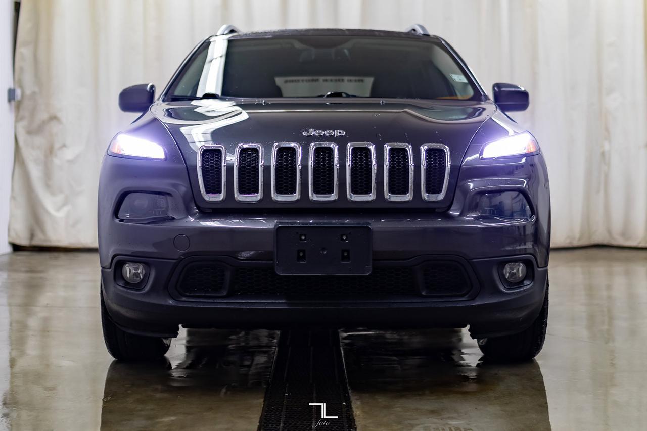 2015 Jeep Cherokee 4x4 North Heated Seats Red Deer AB