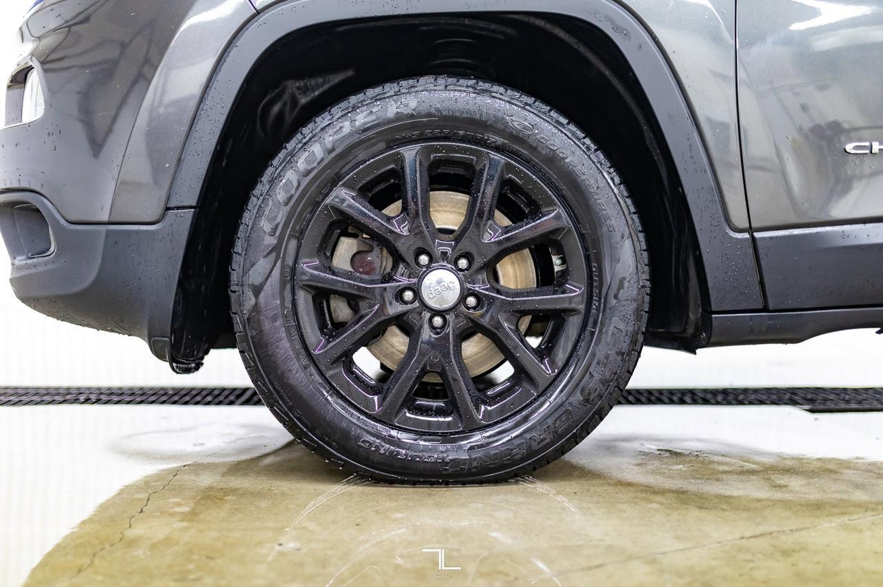 2015 Jeep Cherokee 4x4 North Heated Seats Red Deer AB