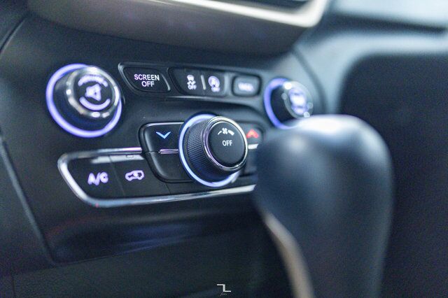 2015 Jeep Cherokee 4x4 Sport Heated Seats Red Deer AB