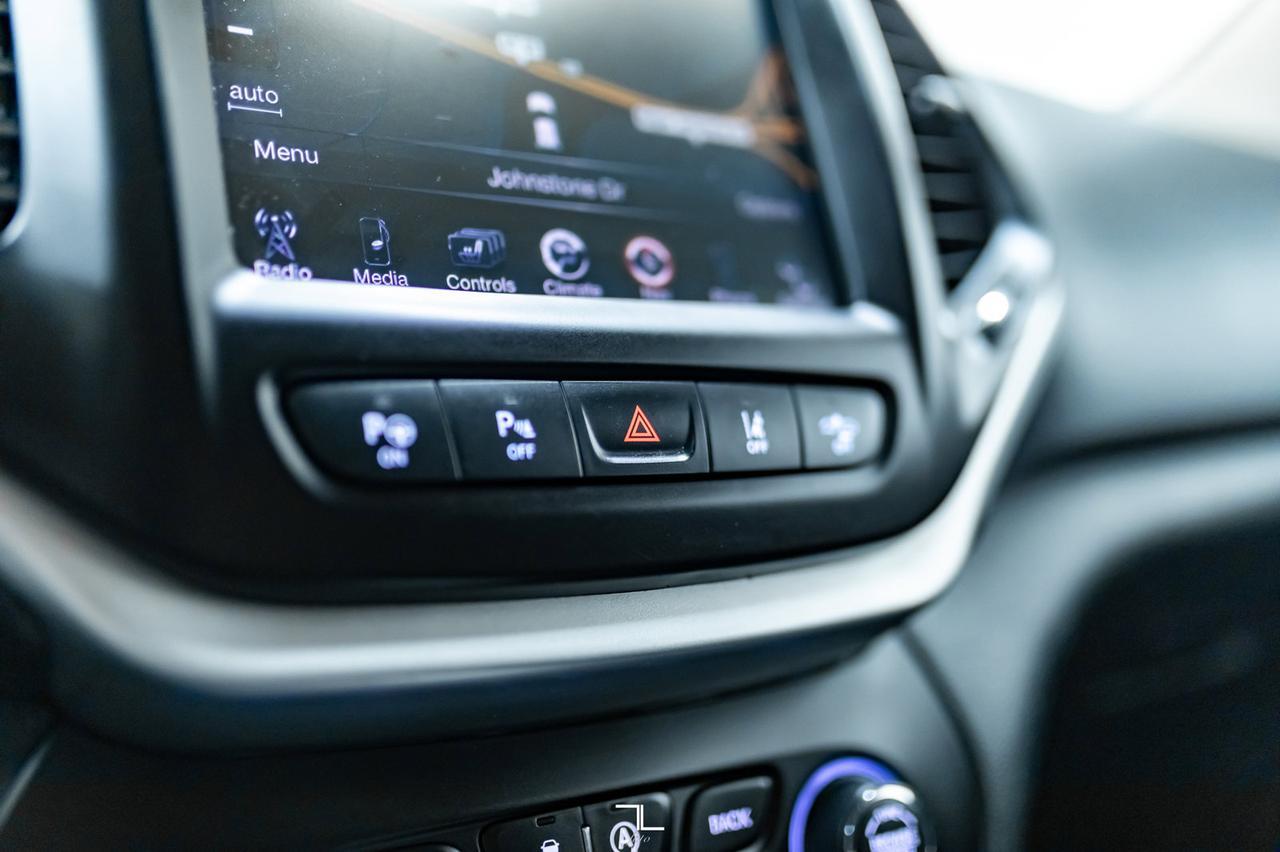 2015 Jeep Cherokee 4x4 Trailhawk Leather Nav BCam Red Deer AB