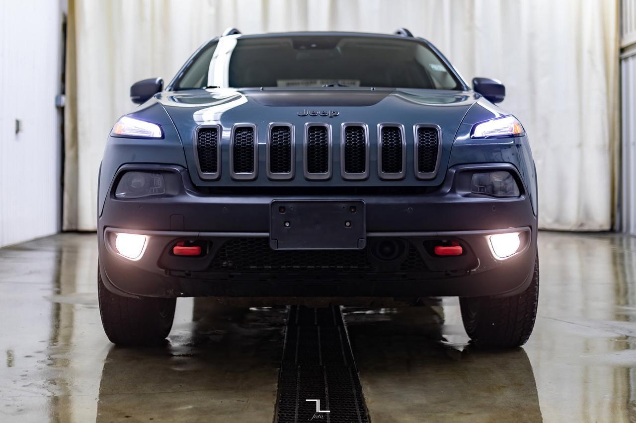 2015 Jeep Cherokee 4x4 Trailhawk Leather Nav BCam Red Deer AB