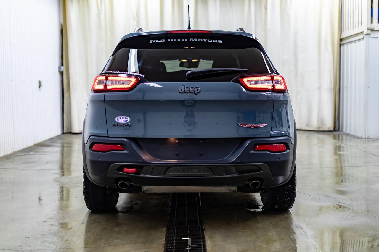 2015 Jeep Cherokee 4x4 Trailhawk Leather Nav BCam Red Deer AB