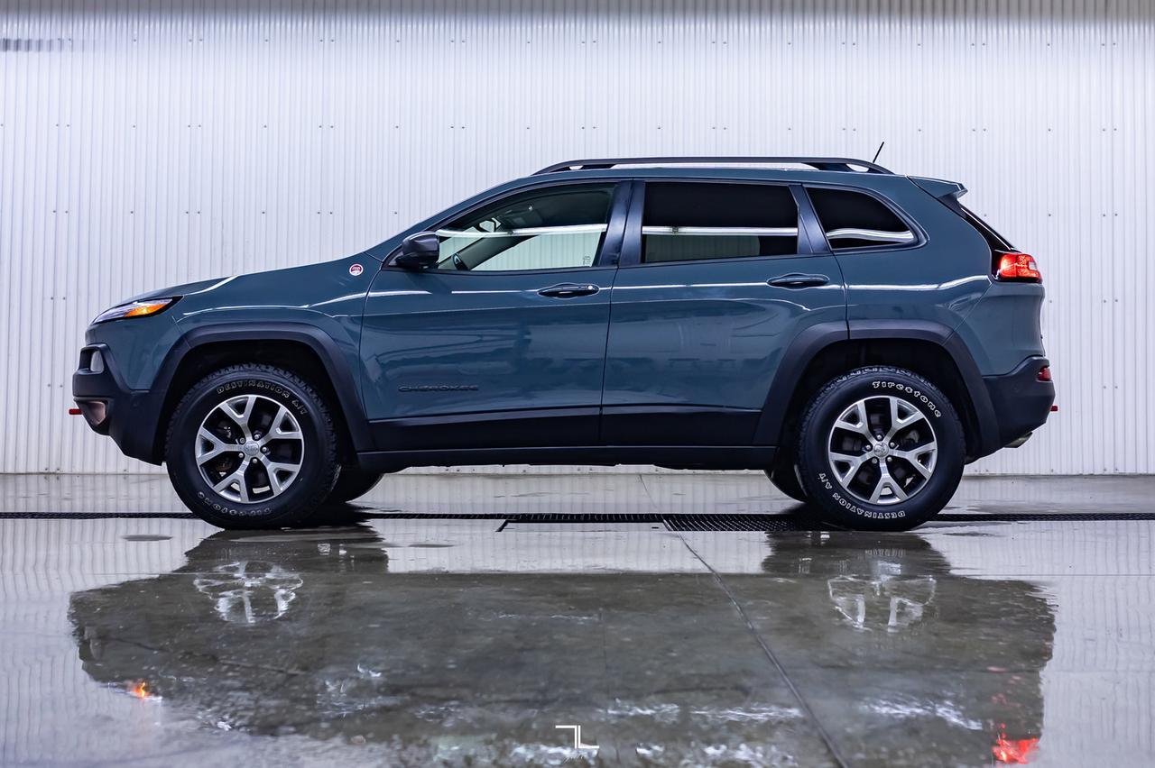 2015 Jeep Cherokee 4x4 Trailhawk Leather Nav BCam Red Deer AB