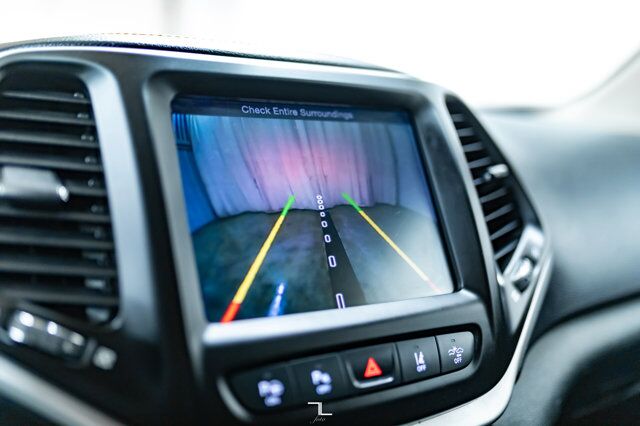 2015 Jeep Cherokee 4x4 Trailhawk Leather Nav BCam Red Deer AB