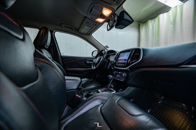 2015 Jeep Cherokee 4x4 Trailhawk Leather Nav BCam Red Deer AB