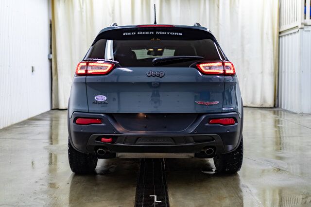 2015 Jeep Cherokee 4x4 Trailhawk Leather Nav BCam Red Deer AB