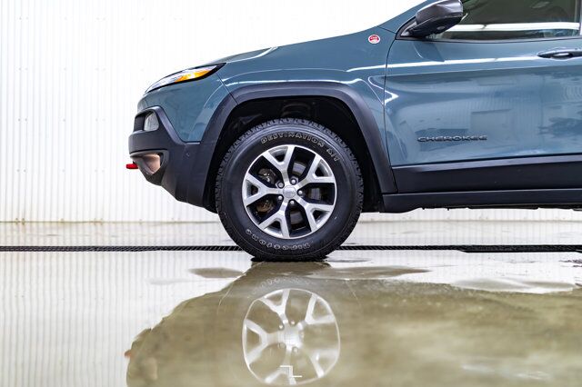 2015 Jeep Cherokee 4x4 Trailhawk Leather Nav BCam Red Deer AB