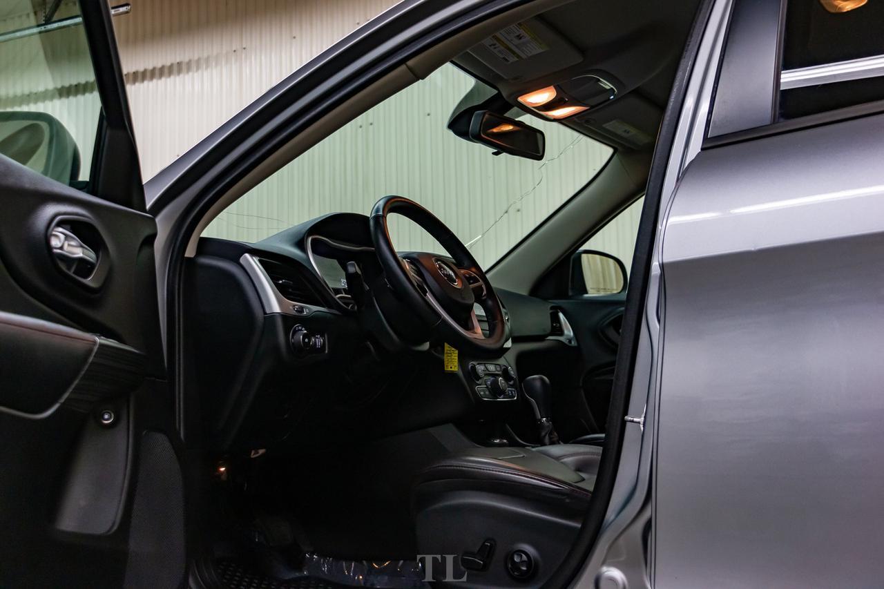 2015 Jeep Cherokee 4x4 Trailhawk Leather Nav BCam Red Deer AB