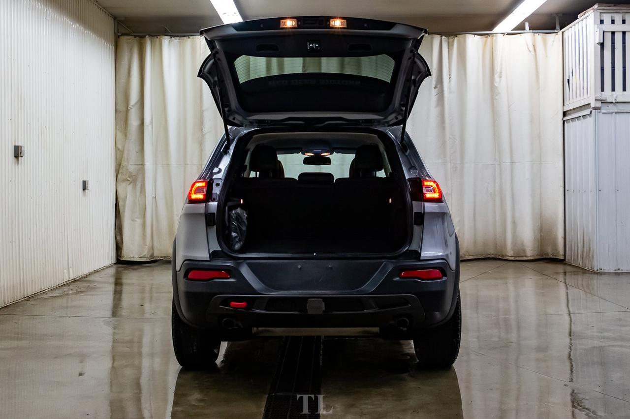 2015 Jeep Cherokee 4x4 Trailhawk Leather Nav BCam Red Deer AB