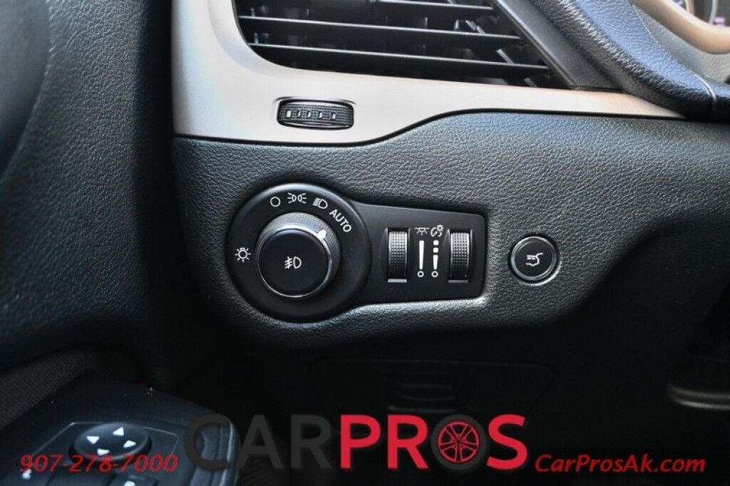 2015 Jeep Cherokee Latitude - 4X4 - 3.2L V6 - Auto Start - Power Driver's Seat - Heated Seats & Steering Wheel - Keyless Entry & Push to Start - Backup Camera - Power Liftgate - Blind Spot Alert - Rear Parking Sensors Anchorage AK