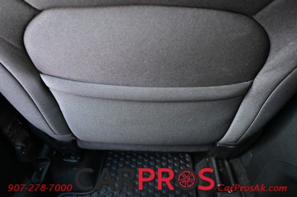 2015 Jeep Cherokee Latitude - 4X4 - 3.2L V6 - Auto Start - Power Driver's Seat - Heated Seats & Steering Wheel - Keyless Entry & Push to Start - Backup Camera - Power Liftgate - Blind Spot Alert - Rear Parking Sensors Anchorage AK