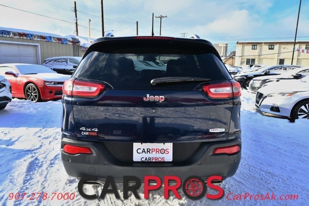 2015 Jeep Cherokee Latitude - 4X4 - 3.2L V6 - Auto Start - Power Driver's Seat - Heated Seats & Steering Wheel - Keyless Entry & Push to Start - Backup Camera - Power Liftgate - Blind Spot Alert - Rear Parking Sensors Anchorage AK