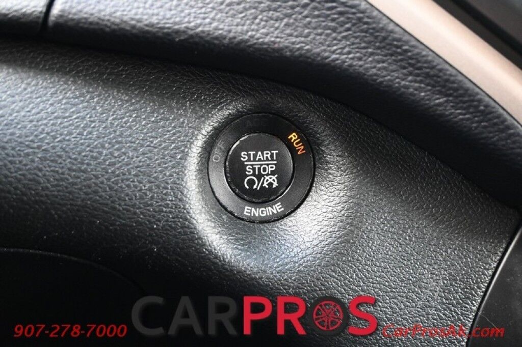 2015 Jeep Cherokee Latitude - 4X4 - 3.2L V6 - Auto Start - Power Driver's Seat - Heated Seats & Steering Wheel - Keyless Entry & Push to Start - Backup Camera - Power Liftgate - Blind Spot Alert - Rear Parking Sensors Anchorage AK