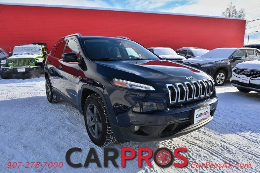 2015 Jeep Cherokee Latitude - 4X4 - 3.2L V6 - Auto Start - Power Driver's Seat - Heated Seats & Steering Wheel - Keyless Entry & Push to Start - Backup Camera - Power Liftgate - Blind Spot Alert - Rear Parking Sensors